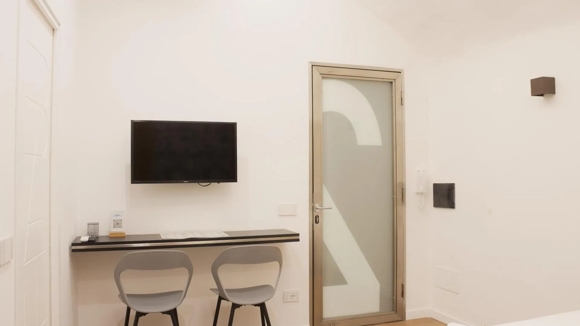 The Napolitaner - Single Villa 0*, Naples Italy